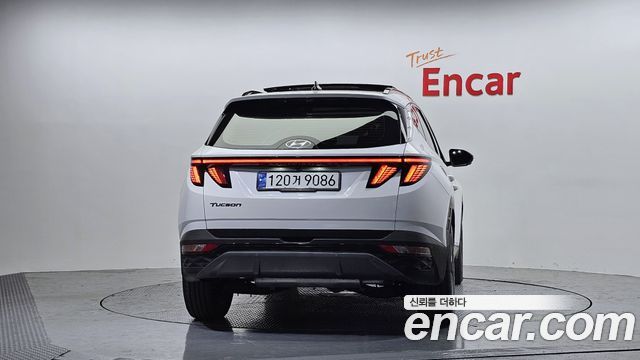 Hyundai Tucson (NX4) Gasoline 1.6 Turbo 2WD Inspiration 2021 — фото 4