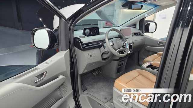 Hyundai Staria 4WD Lounge 9-Seater Inspiration 2022 — фото 11