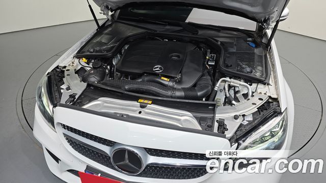 Mercedes-Benz C-Class (W205) C200 AMG Line 2021 — фото 6