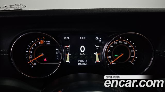 Jeep Wrangler (JL) 2.0 Overland 4Door 80th Edition 2021 — фото 8
