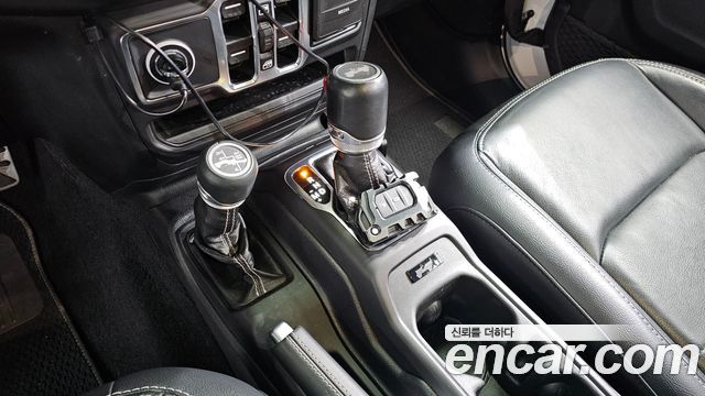 Jeep Wrangler (JL) 2.0 Overland 4Door 80th Edition 2021 — фото 9