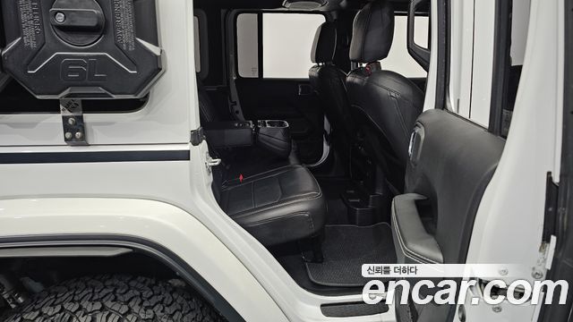 Jeep Wrangler (JL) 2.0 Overland 4Door 80th Edition 2021 — фото 12