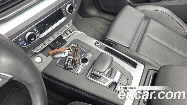 Audi Q5 (FY) 50 TDI Quattro Premium 2020 — фото 9
