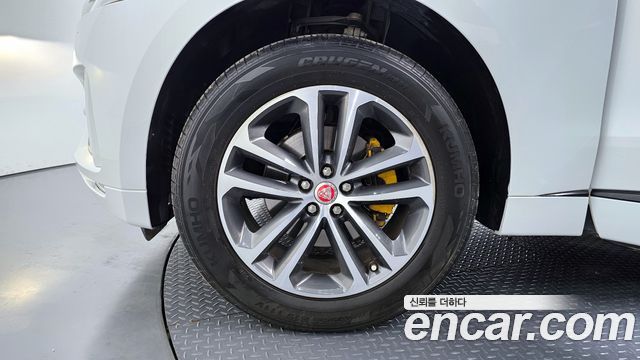 Jaguar F-PACE 20d R-Sport 2018 — фото 5
