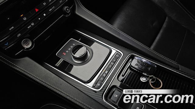 Jaguar F-PACE 20d R-Sport 2018 — фото 9