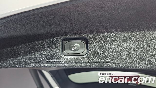 Ford Explorer 2.3 Limited 4WD 5th 2018 — фото 20