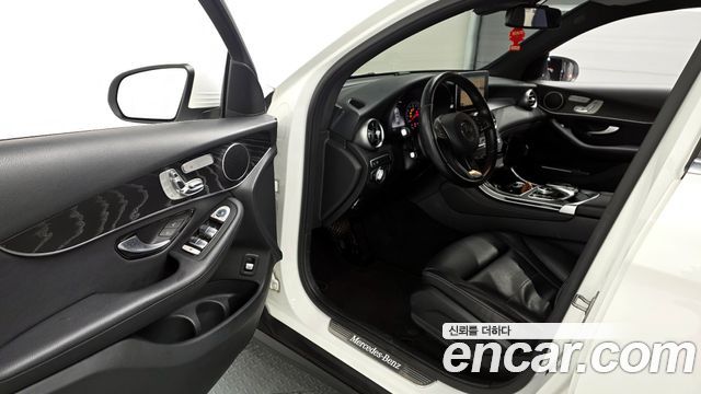 Mercedes-Benz GLC-Class (X253) GCL300 4MATIC Coupe 2019 — фото 10