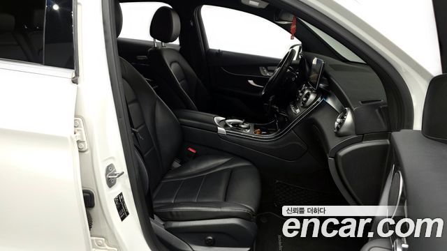 Mercedes-Benz GLC-Class (X253) GCL300 4MATIC Coupe 2019 — фото 11