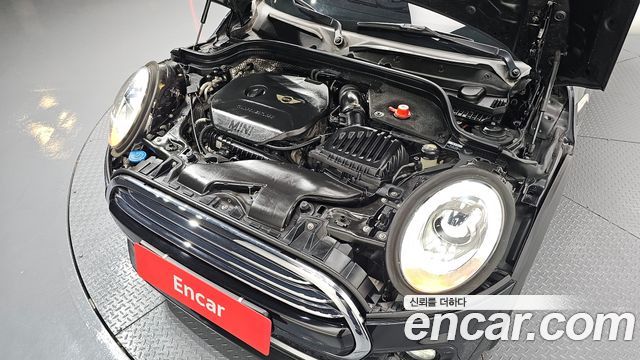 MINI Cooper 5Door HIGH 3rd 2016 — фото 6