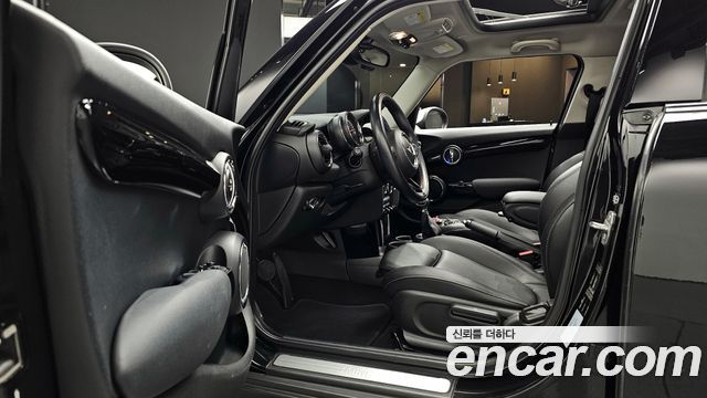 MINI Cooper 5Door HIGH 3rd 2016 — фото 10