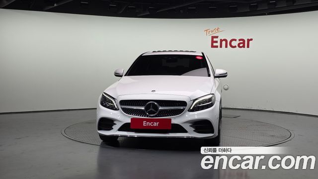 Mercedes-Benz C-Class (W205) C200 AMG Line 2021 — фото 3