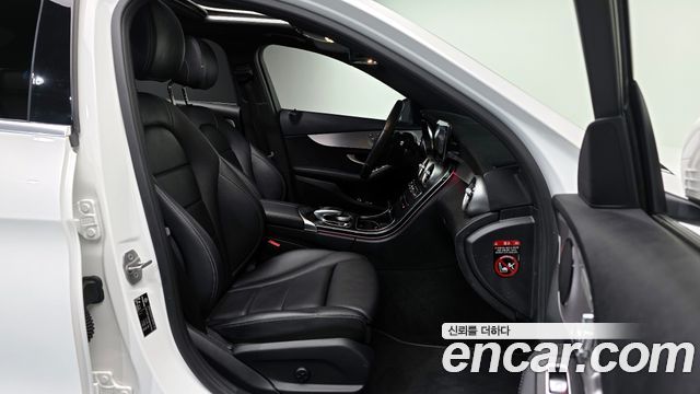 Mercedes-Benz C-Class (W205) C200 AMG Line 2021 — фото 10