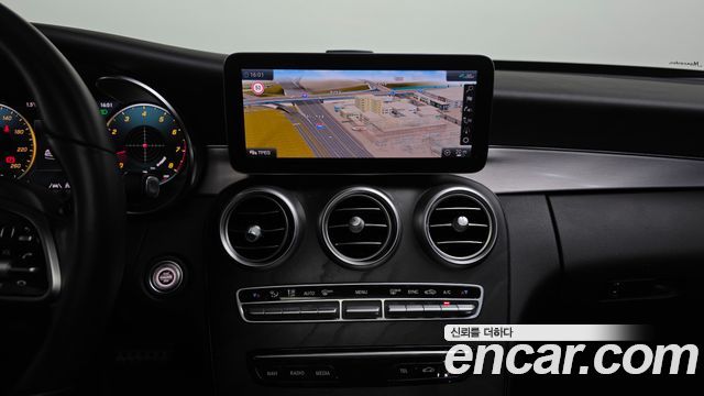 Mercedes-Benz C-Class (W205) C200 AMG Line 2021 — фото 18