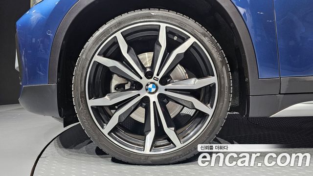 BMW X1 (F48) xDrive 20i xLine 2021 — фото 5