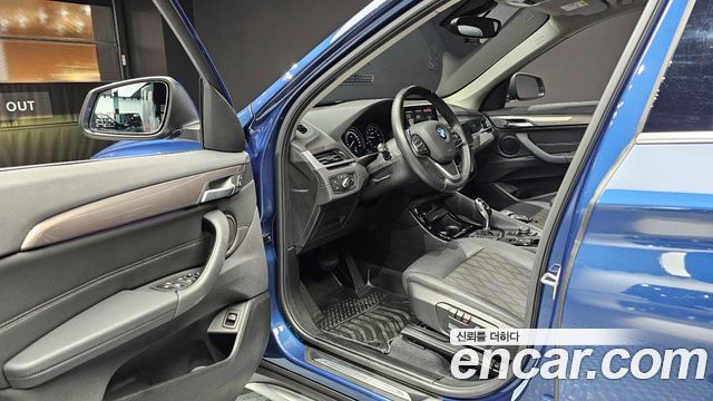 BMW X1 (F48) xDrive 20i xLine 2021 — фото 11