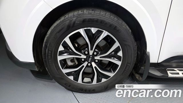 Kia Carnival (IV) Diesel 9-Seater Prestige 2023 — фото 5