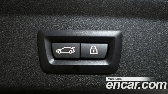 BMW 1 Series (F40) 120i Sports 2023 — фото 20