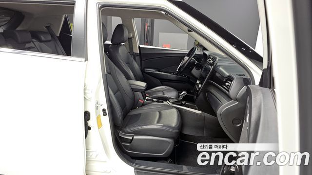 KG Mobility (SsangYong) Very New Tivoli Gasoline 1.5 2WD V3 2022 — фото 11