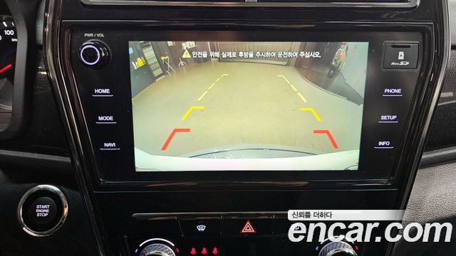 KG Mobility (SsangYong) Very New Tivoli Gasoline 1.5 2WD V3 2022 — фото 16