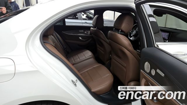 Mercedes-Benz E-Class (W213) E53 AMG 4MATIC+ 2021 — фото 12
