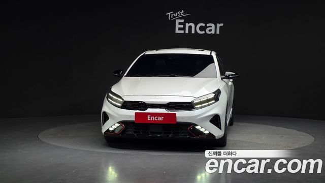 Kia K3 (II) 1.6 Turbo GT 5Door Signature 2022 — фото 3