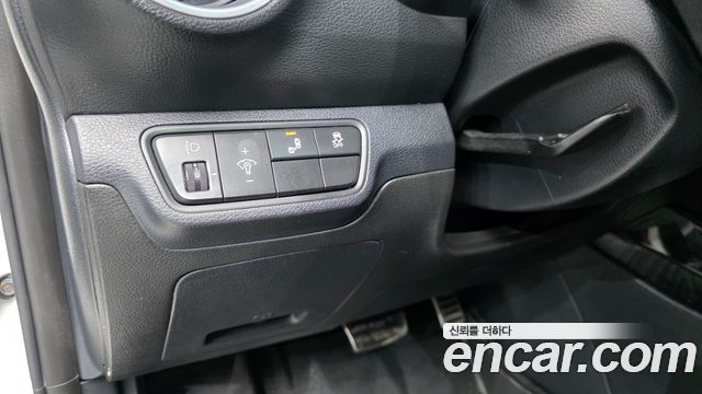 Kia K3 (II) 1.6 Turbo GT 5Door Signature 2022 — фото 13