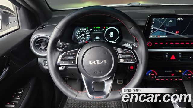 Kia K3 (II) 1.6 Turbo GT 5Door Signature 2022 — фото 14