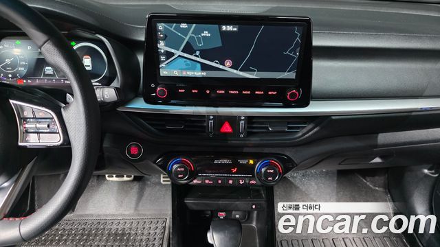 Kia K3 (II) 1.6 Turbo GT 5Door Signature 2022 — фото 15