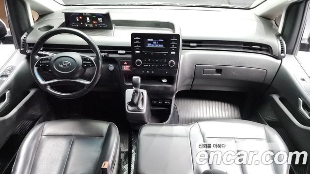Hyundai Staria Tourer 9-Seater Modern 2022 — фото 7
