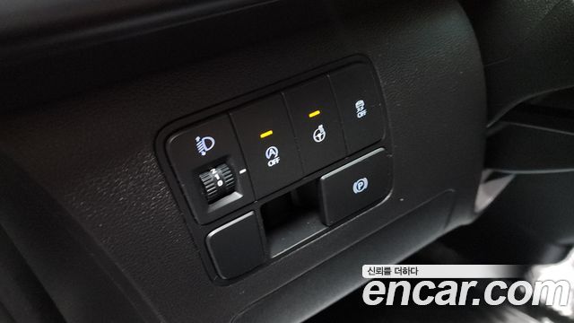 Hyundai Staria Tourer 9-Seater Modern 2022 — фото 18
