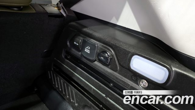 Kia Seltos Gasoline 1.6 Turbo 2WD Trendy 2022 — фото 24