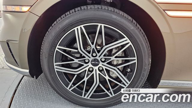 Genesis G90 (RS4) Gasoline 3.5 Turbo 2WD 2022 — фото 5
