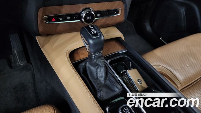 Volvo XC90 (II) T6 Inscription 2019 — фото 9