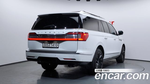 Lincoln Navigator (IV) 3.5L Black Label 2020 — фото 2
