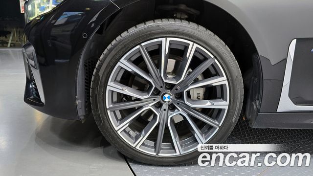 BMW 7 Series (G11) 730Ld xDrive M Sport 2020 — фото 5