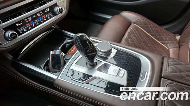 BMW 7 Series (G11) 730Ld xDrive M Sport 2020 — фото 9