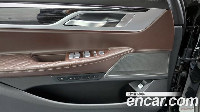 BMW 7 Series (G11) 730Ld xDrive M Sport 2020 — фото 19