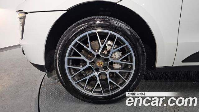 Porsche Macan 3.0 S Diesel 95B 2017 — фото 5