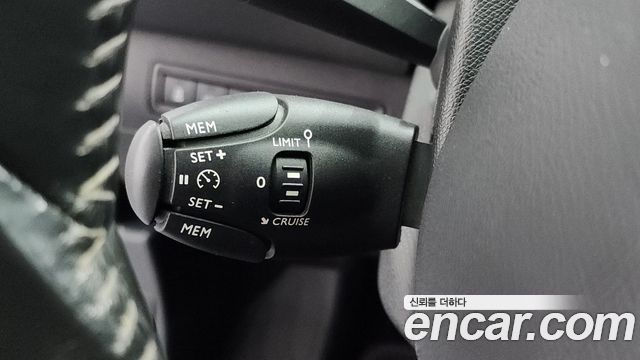 Peugeot 308SW (II) 2.0 BlueHDi Allure 2015 — фото 17