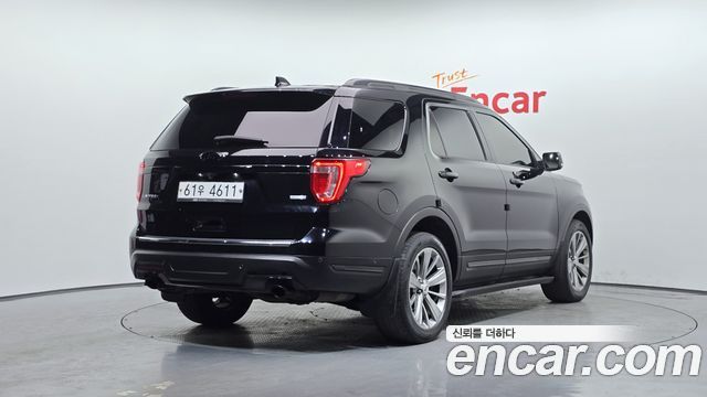 Ford Explorer 2.3 Limited 4WD 5th 2018 — фото 2