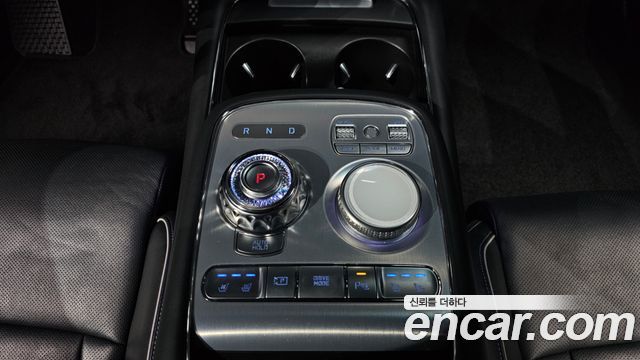 Genesis G90 (RS4) Gasoline 3.5 Turbo AWD 2022 — фото 9