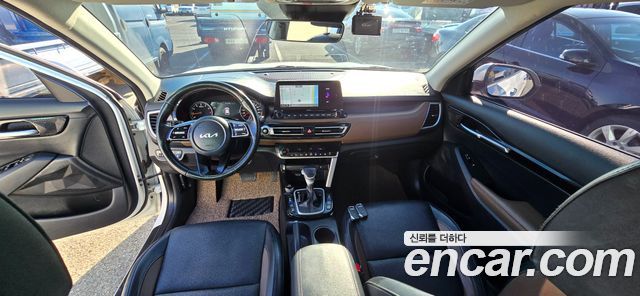 Kia Seltos Gasoline 1.6 Turbo 2WD Signature 2023 — фото 2