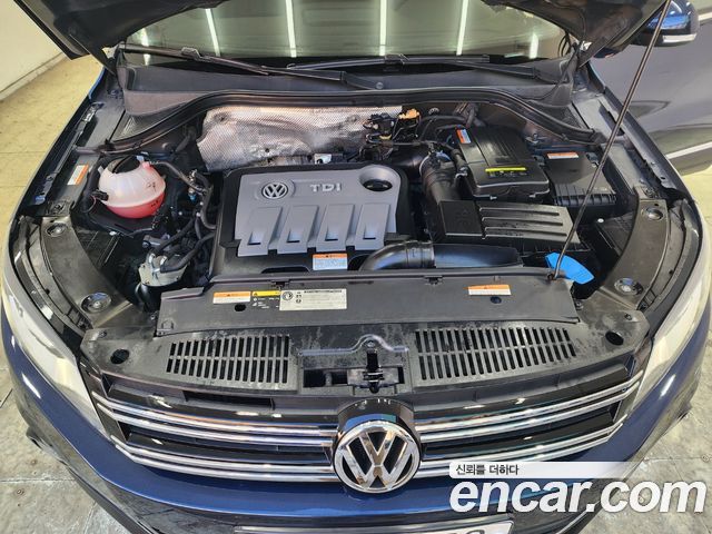 Volkswagen Tiguan 2.0 TDI Comfort 5N 2015 — фото 7