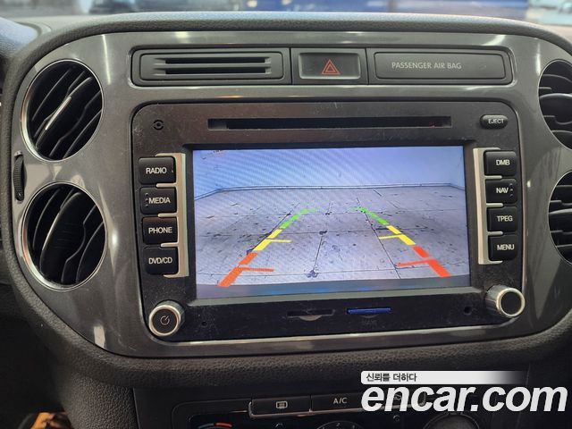 Volkswagen Tiguan 2.0 TDI Comfort 5N 2015 — фото 10