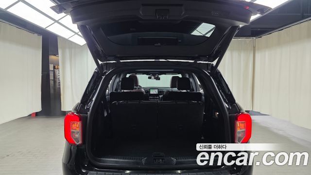 Ford Explorer (VI) 3.0 Platinum 4WD 2021 — фото 20