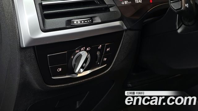 BMW X3 (G01) xDrive 20i 2022 — фото 16