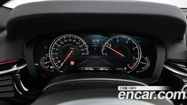 BMW 5 Series (G30) 520d xDrive M Sport Package Plus 2018 — фото 8