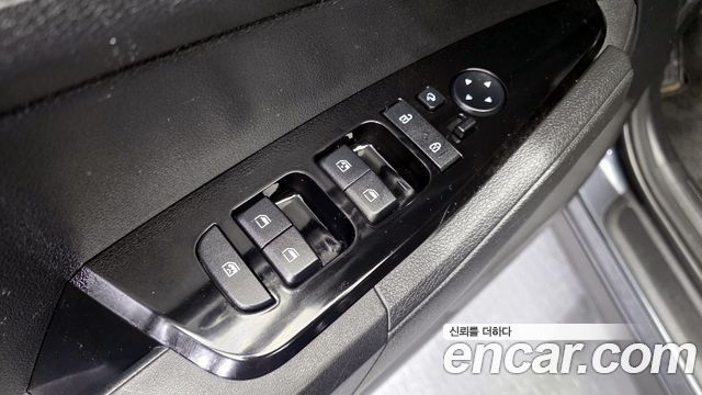 Kia Sportage (V) Diesel 2.0 2WD Prestige 2022 — фото 14