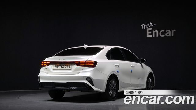 Kia K3 (II) 1.6 Prestige 2022 — фото 2