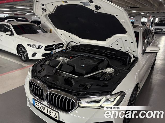 BMW 5 Series (G30) 520i M Sport 2022 — фото 6